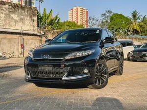 Toyota Harrier 2.0 2018 Black