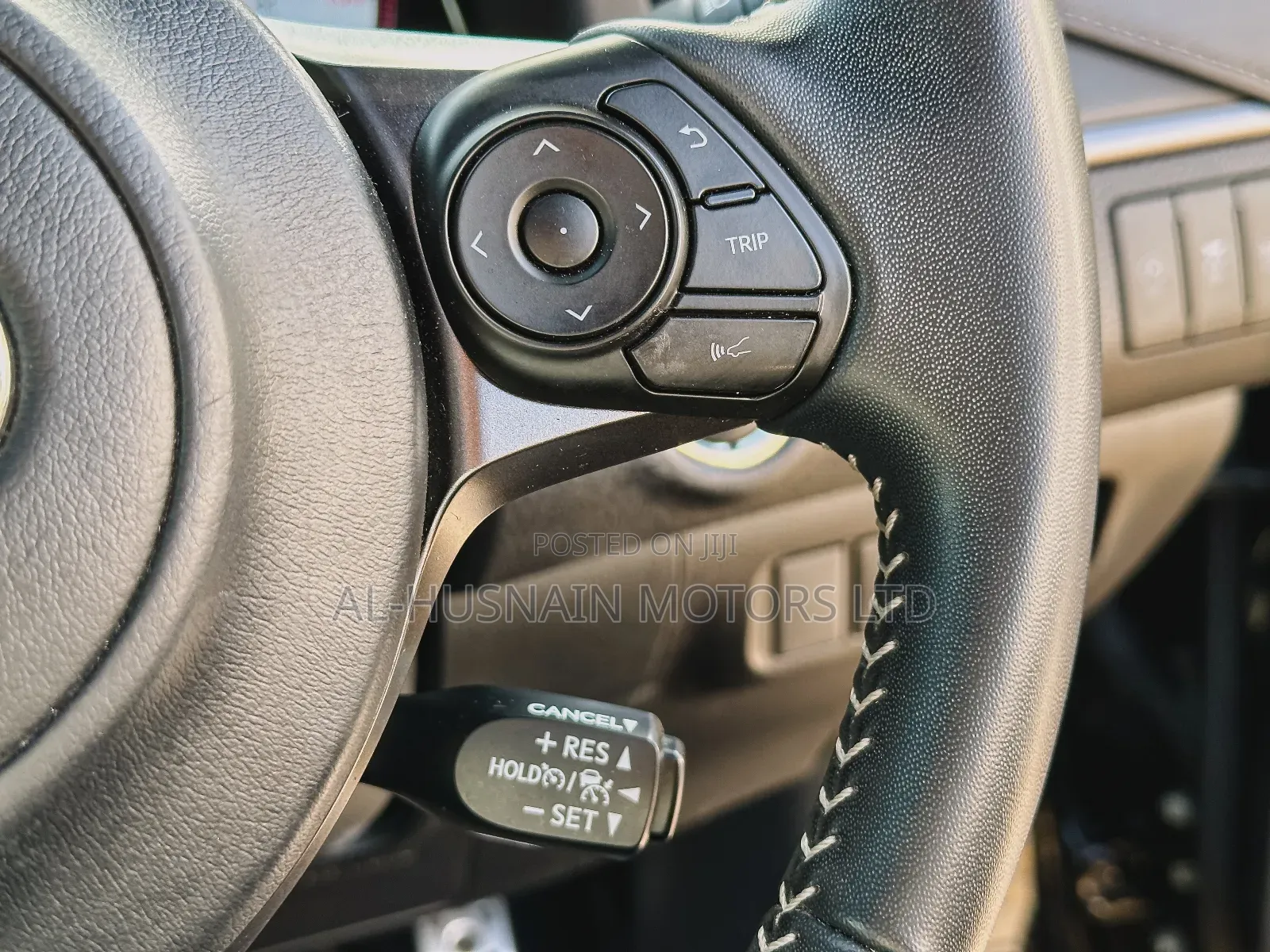 Toyota Harrier 2.0 2018 Black