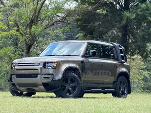 Land Rover Defender X-Dynamic HSE 2021 Brown
