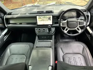 Land Rover Defender X-Dynamic HSE 2021 Brown