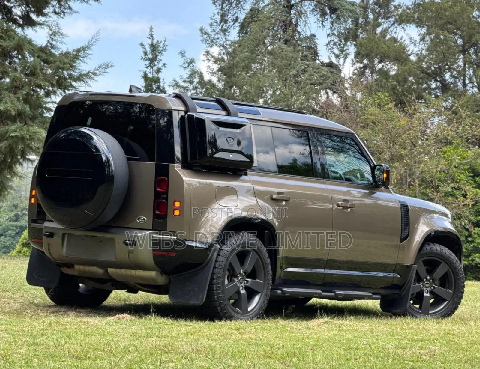 Land Rover Defender X-Dynamic HSE 2021 Brown