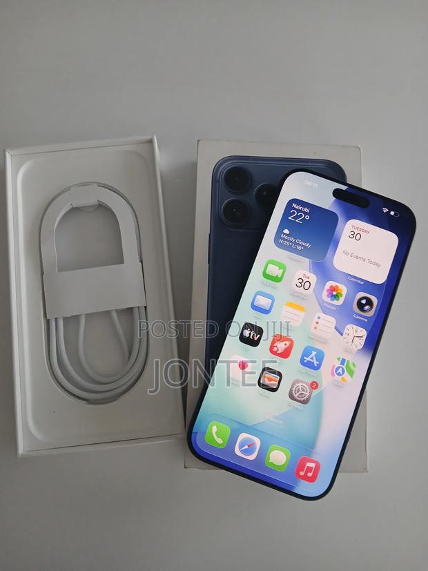 Apple iPhone 17 Pro Max 256 GB Blue - thumbnail 3