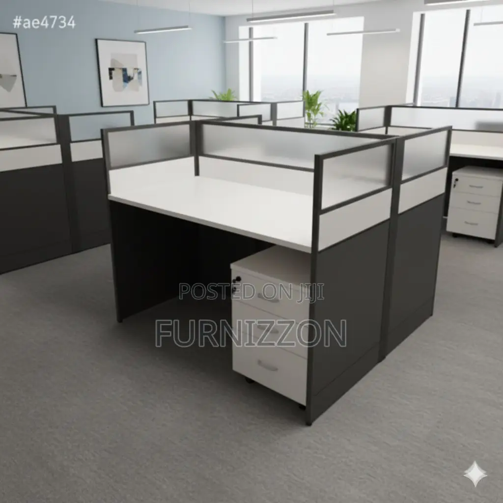 Modern 2-Person Office Workstation With Glass Aluminium Partition