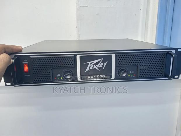 Peavey Cs 4000 Amplifier