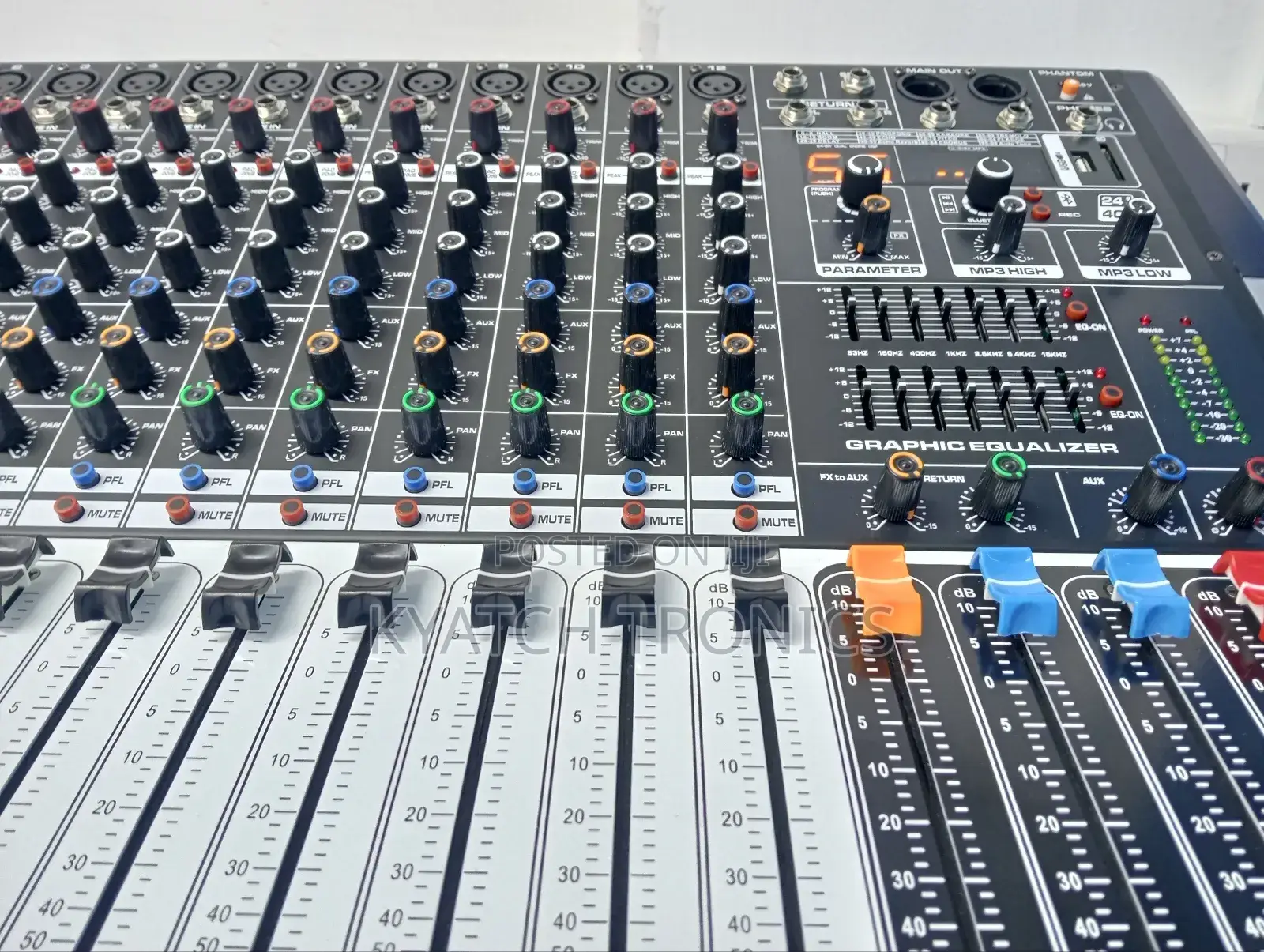 Mackie PMX1208DUSB