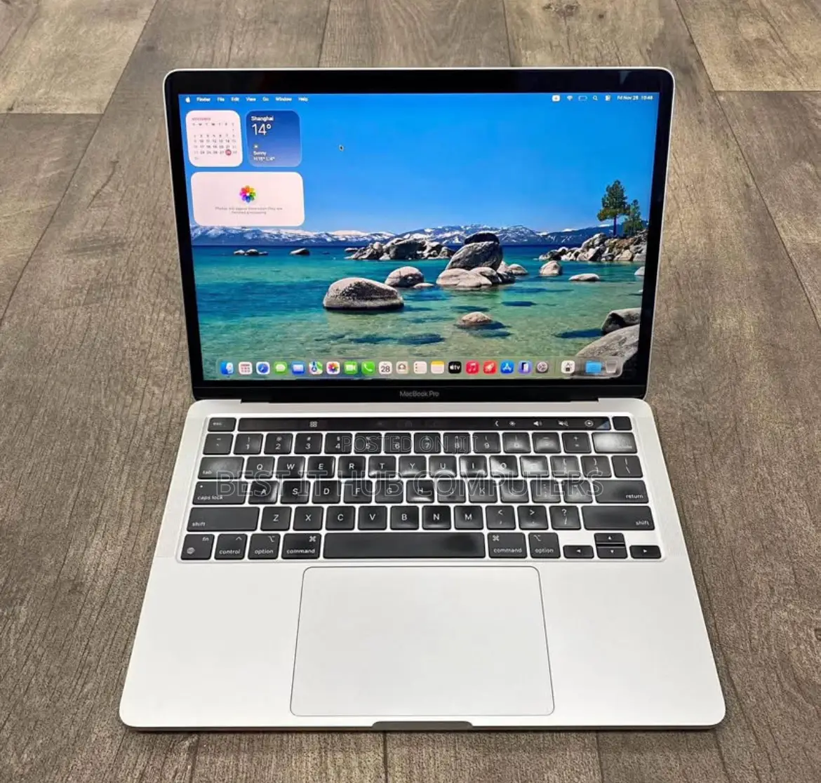 Laptop Apple MacBook Pro 2022 M2 8GB Intel Core i7 SSD 256GB