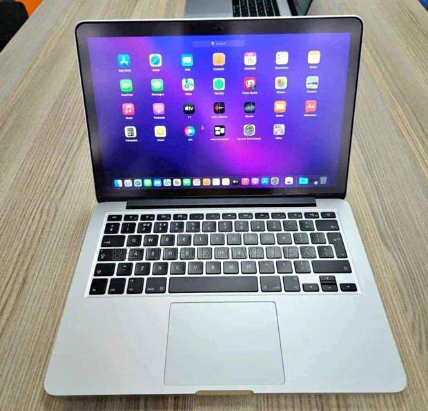 Laptop Apple MacBook Pro 2022 M2 8GB Intel Core i7 SSD 256GB - thumbnail 4