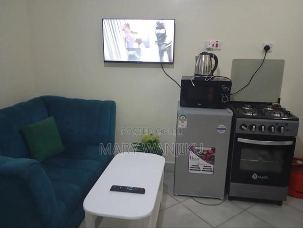 Airbnb Studio - thumbnail 2