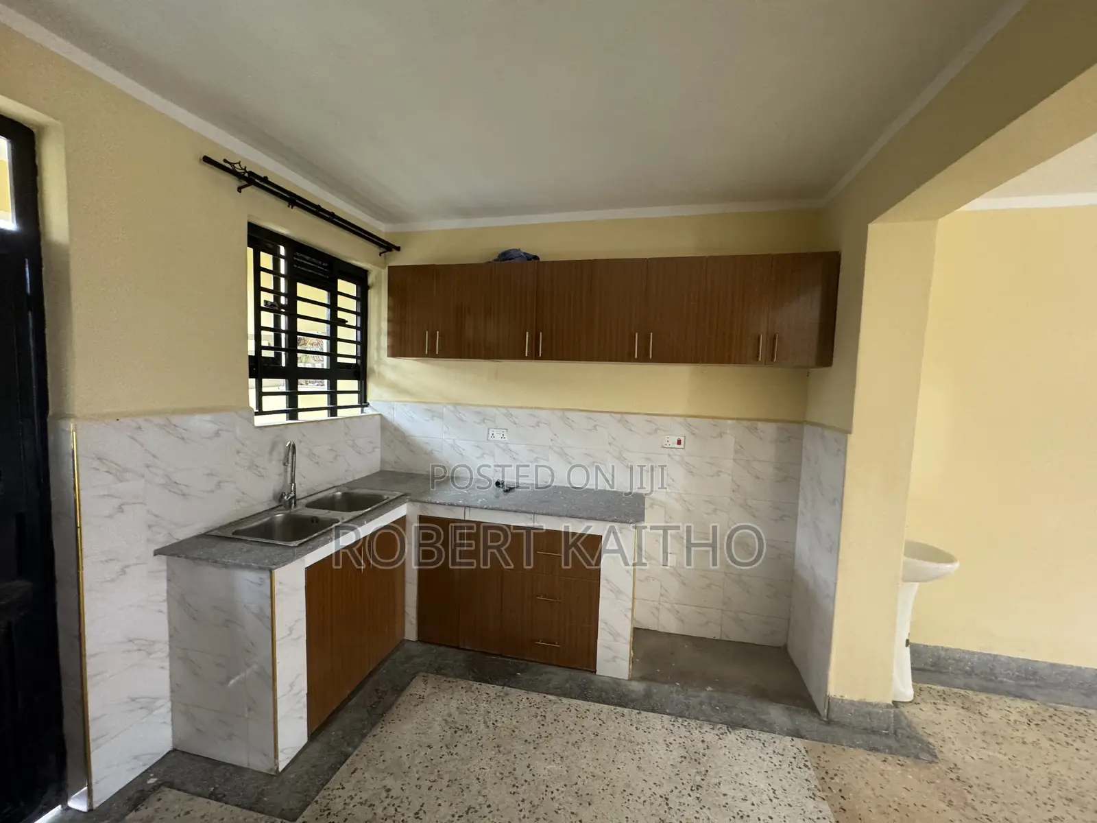 3bdrm Mansion in Sabaki, Mlolongo for rent