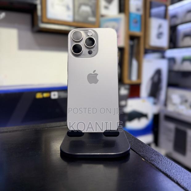 Apple iPhone 16 Pro 256 GB Silver - thumbnail 3