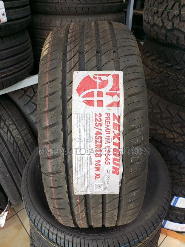 225/45r18 Zextour Premium Ls665 – Sporty Performance Superior Grip