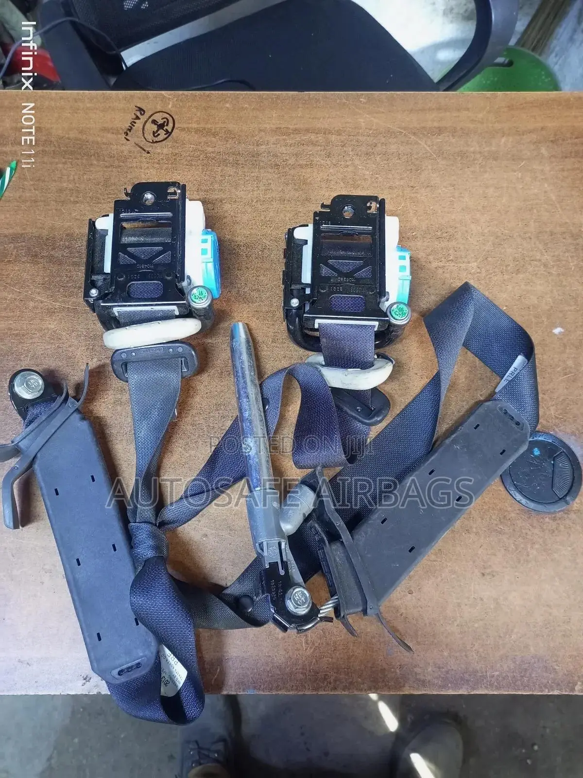 Nissan X-trail Nt 32 Seatbelts