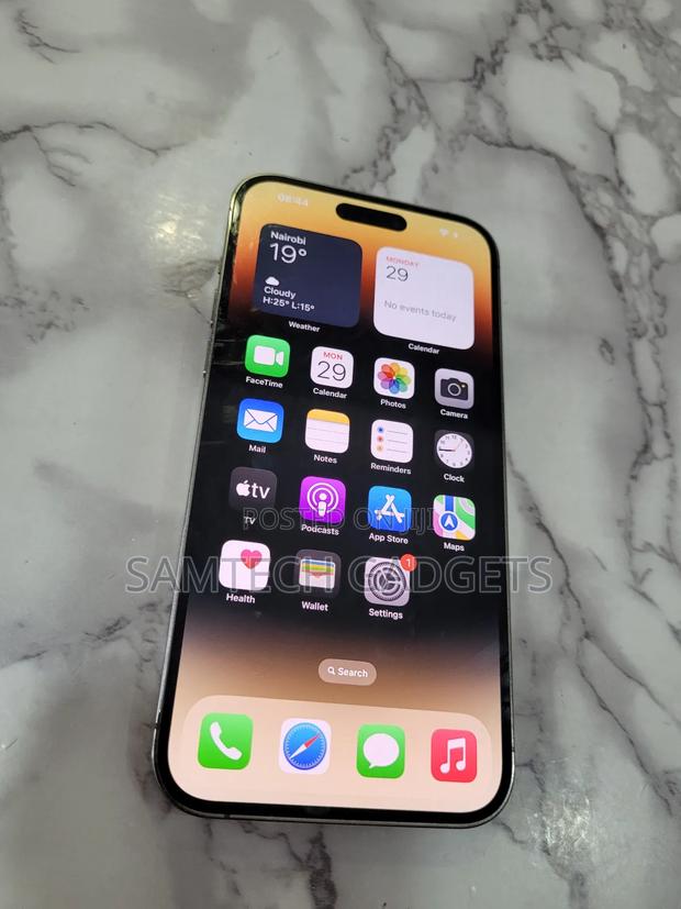 Apple iPhone 14 Pro Max 256 GB Gold - main view