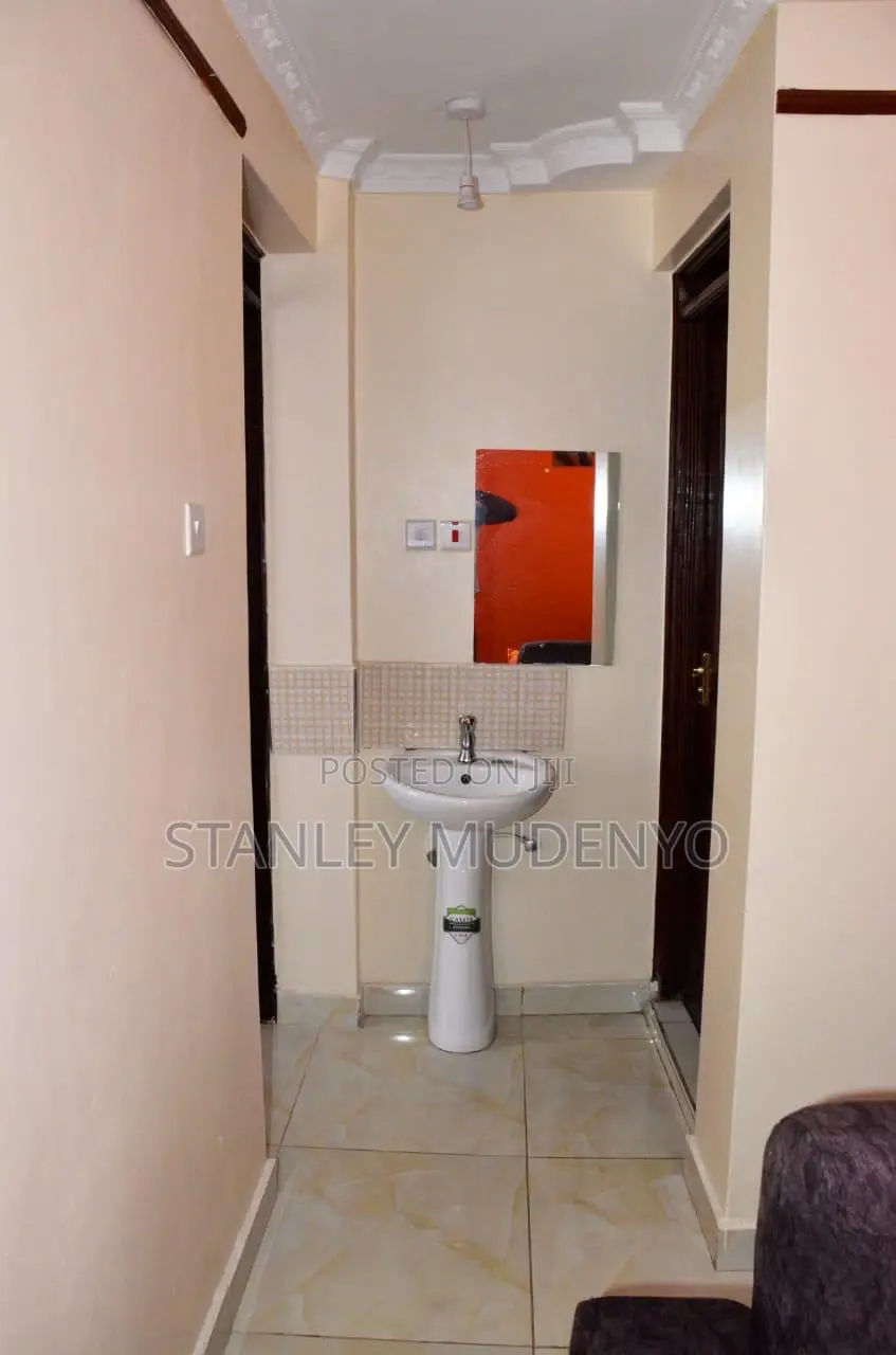 One Bedroom Air BNB in Utawala Near Naivas Shooters Quickmart Kwachief