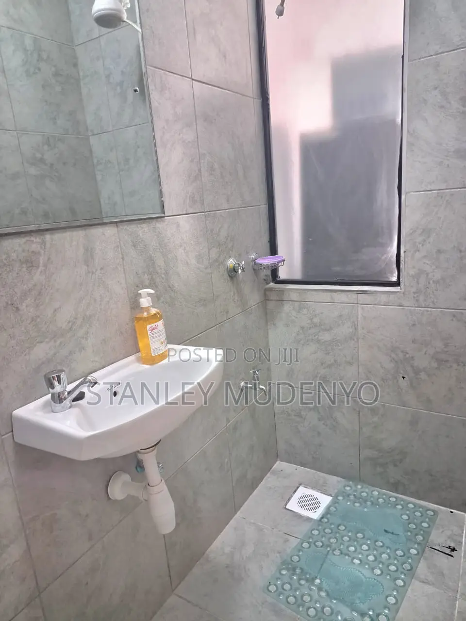 One Bedroom Air BNB in Utawala Near Naivas Shooters Quickmart Kwachief