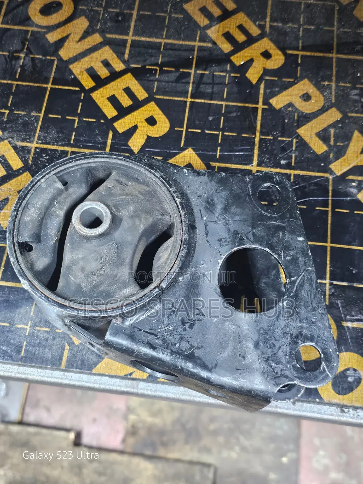 Gear Box Mounting Nissan Liberty