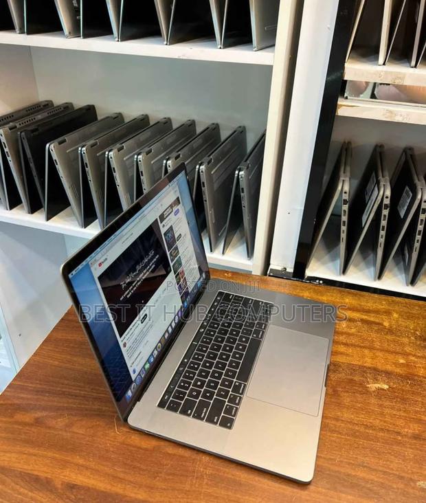 Laptop Apple MacBook Pro 2019 16GB Intel Core i7 SSD 512GB - thumbnail 4