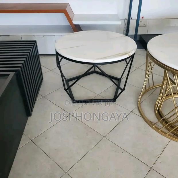 Single, Black and White Coffee Table Fo Sell 