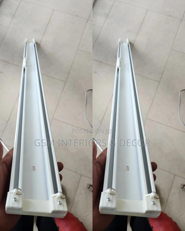 Straight Aluminium Curtain Rails in Bitracks