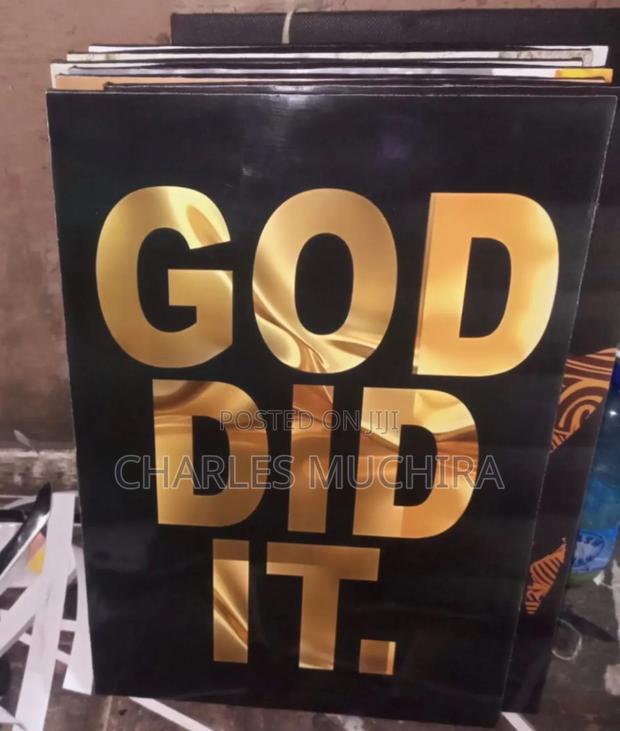 Wall Portraits - thumbnail 3