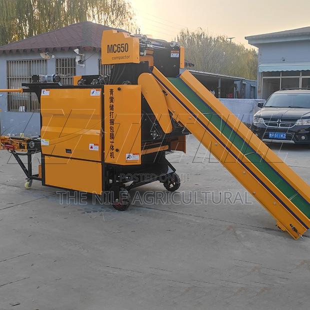 New Green Silage Round Baler Home Use Hay Rice Straw Baling Machine - main view
