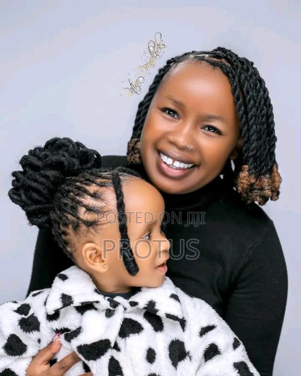 Royal Dreadlocks - main view