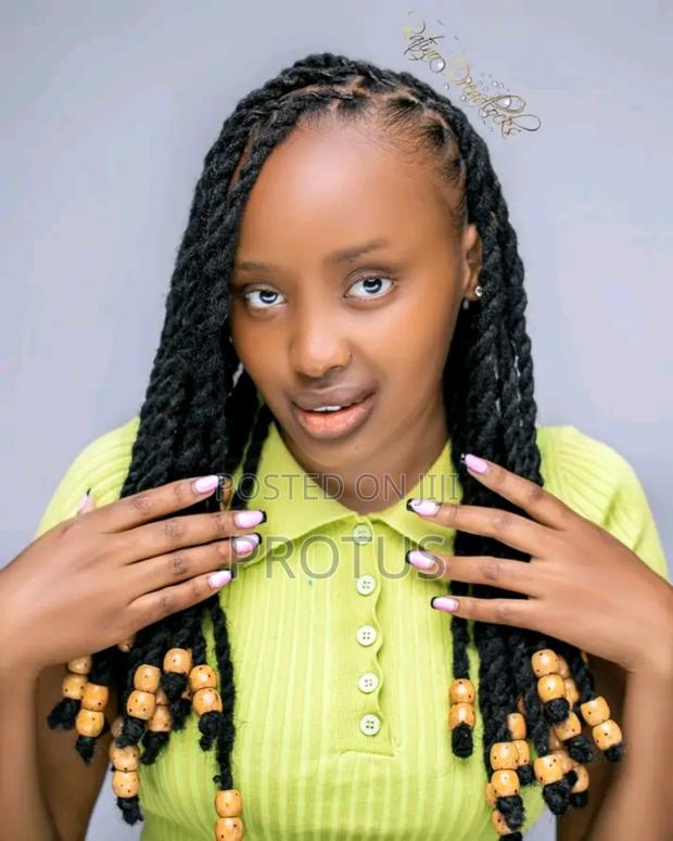 Royal Dreadlocks - main view