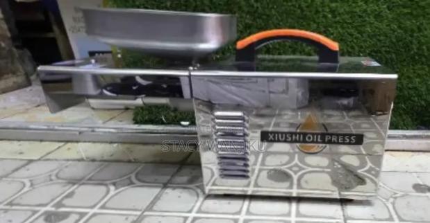 Professional Oil Press Machine - main view