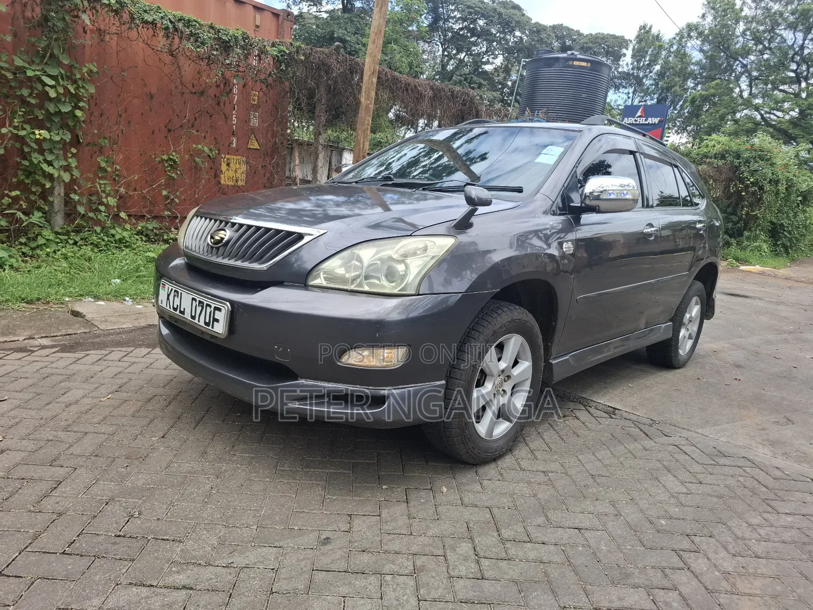 Toyota Harrier 2.4 2011 Gray