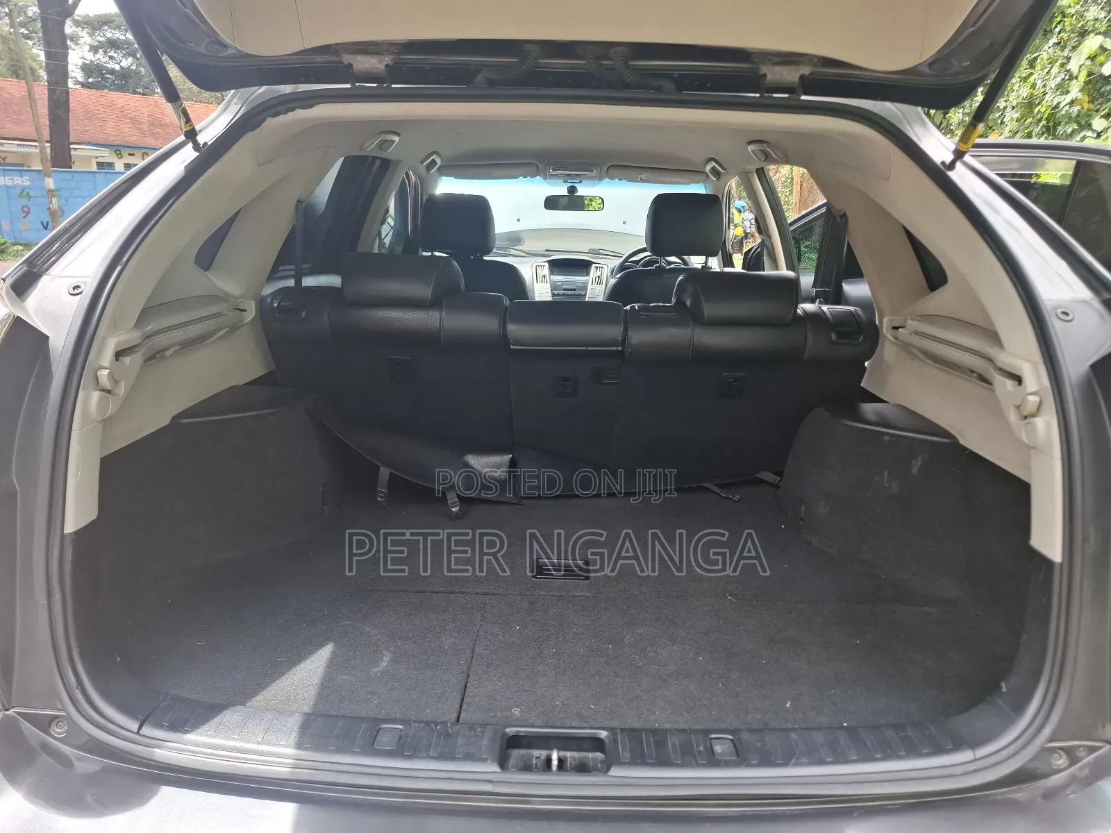 Toyota Harrier 2.4 2011 Gray