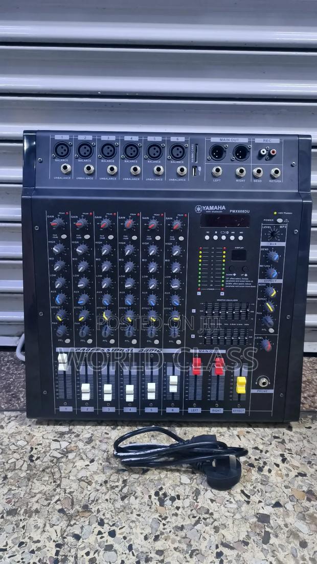 Heavy Duty Yamaha 6 Channel Mixer - main view
