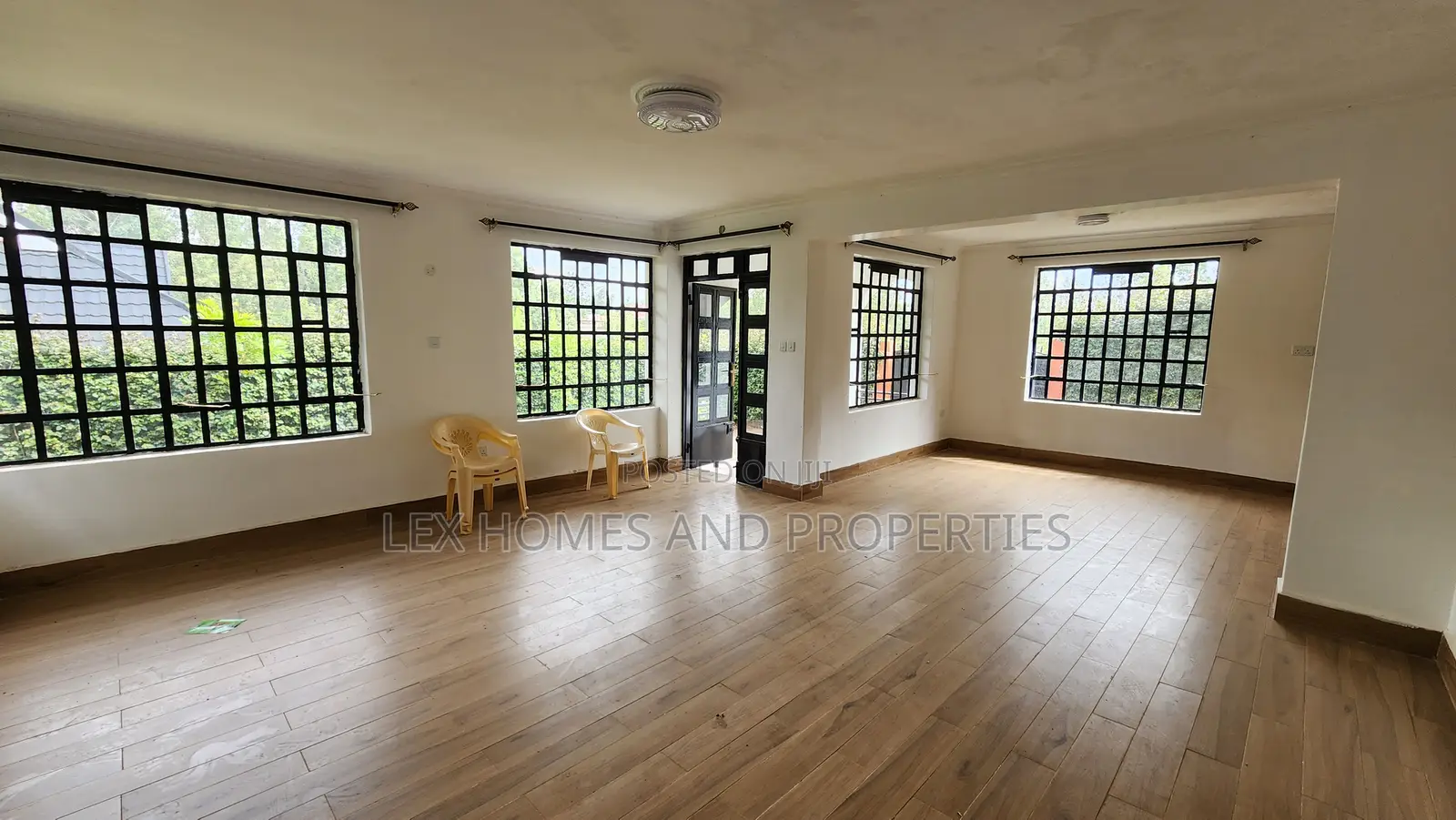 3bdrm Mansion in Rimpa for sale