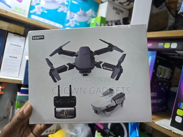 E88 Pro Rc Quadcopter Drone Camera Wifi FPV - thumbnail 3
