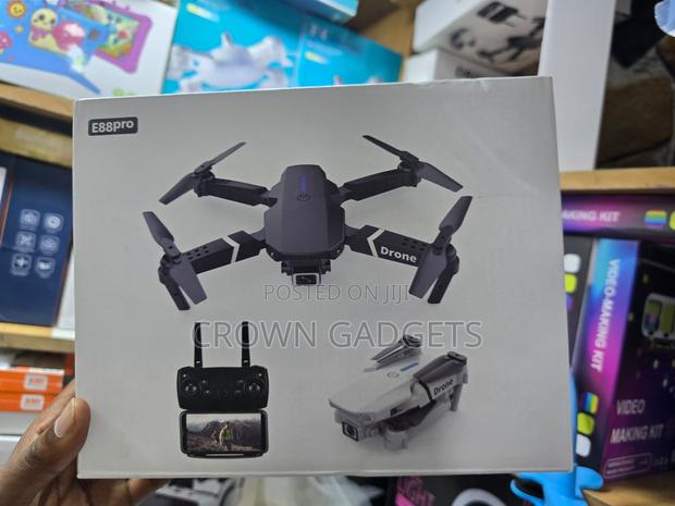 E88 Pro Foldable Drone Dual Camera Beginner Friendly - thumbnail 4