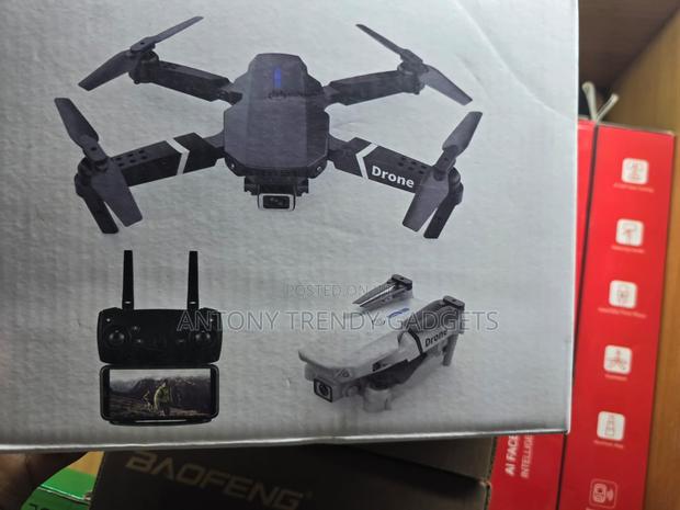 E88 Pro Drone 4k/1080p Camera Altitude Hold - main view