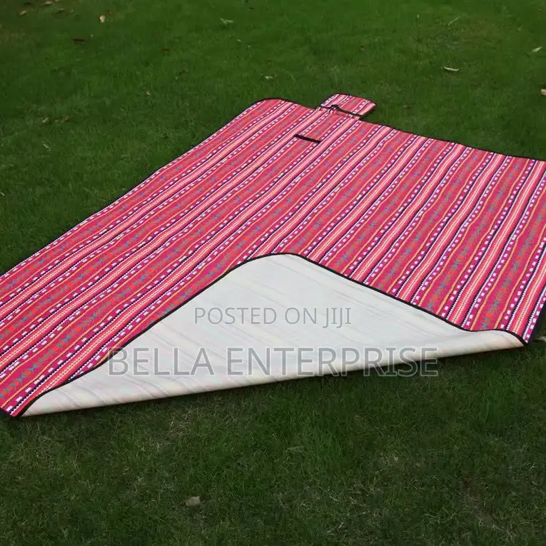 Waterproof Outdoor Picnic Matssize:200x200cm