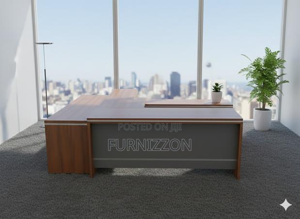 Modern Wooden L-Shaped Office Desk 1.8m