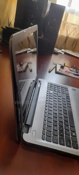 Computer Repair/Hinges Repair