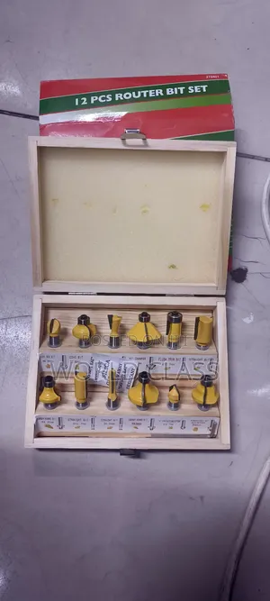 12 PCS 8mm Router Bits