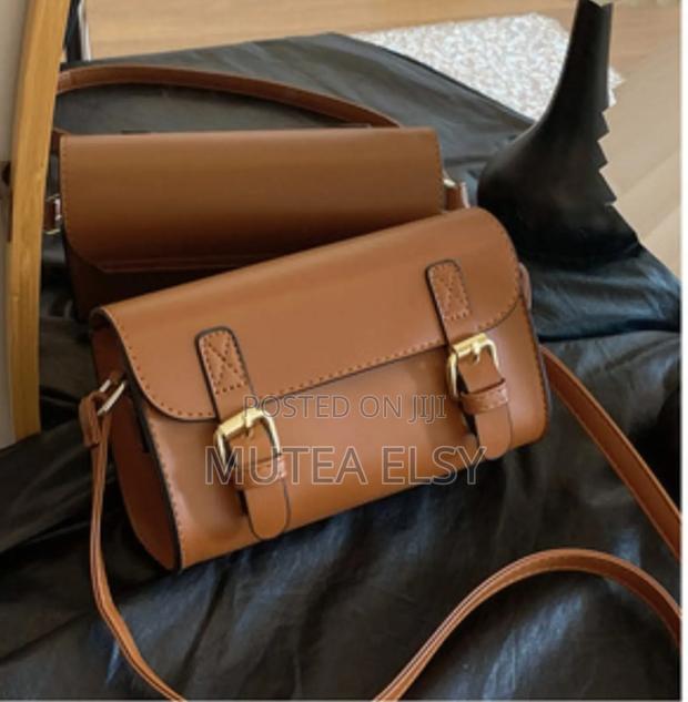 Brawn Quality Rectangular Ladies Handbags - thumbnail 2