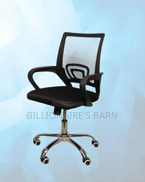 Black Compact Ergonomic Chair |Boardroom-Ready Style Without the Drama