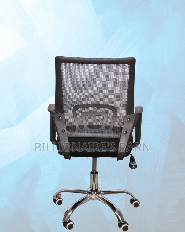 Black Compact Ergonomic Chair |Boardroom-Ready Style Without the Drama - thumbnail 4