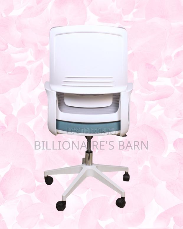 White Mid-Back Mesh Chair | Boardroom-Ready Style Without the Drama - thumbnail 2