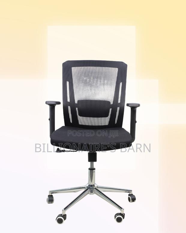 Black Origin Mesh Chair | Boardroom-Ready Style Without the Drama - thumbnail 2