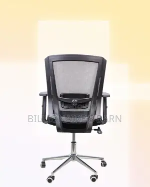 Black Origin Mesh Chair | Boardroom-Ready Style Without the Drama