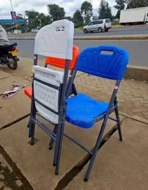 Foldable Chair – Strong, Lightweight Convenient