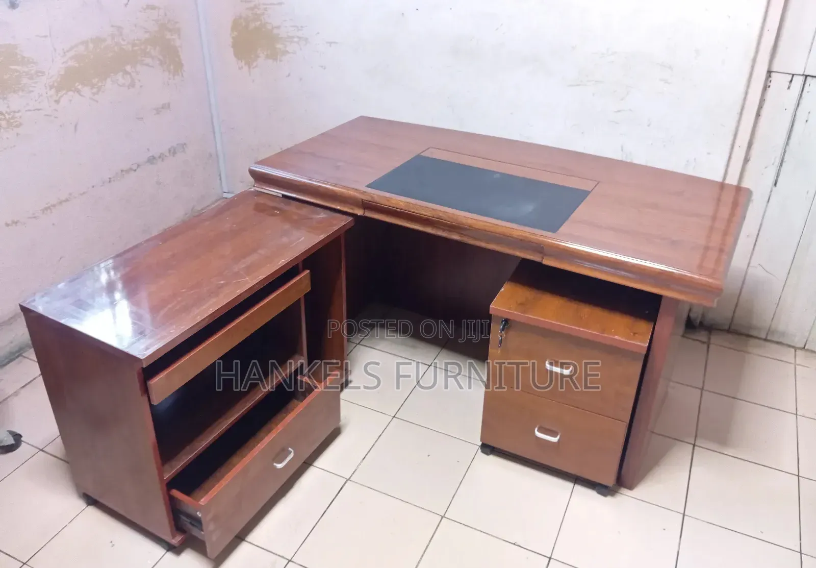 Executive L-Shape Office Desk – Spacious Modern