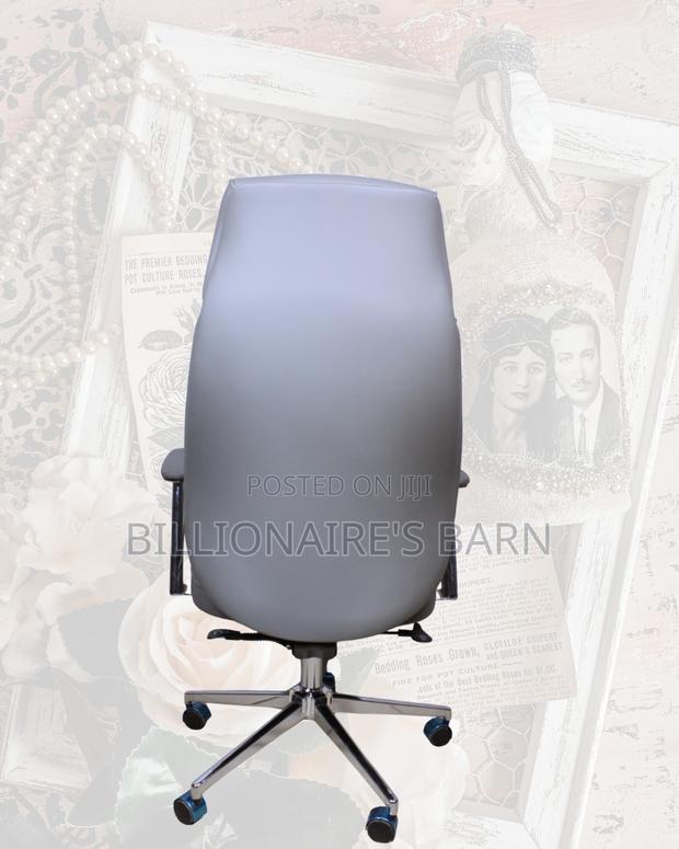Grey Office Chair | Easy Adjustability for Different Desk Heights - thumbnail 2