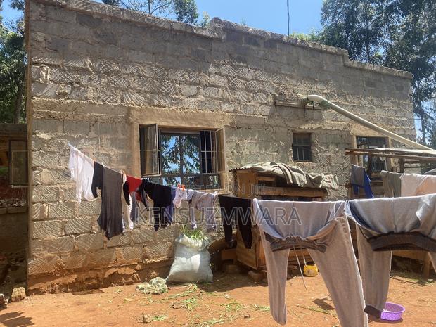 3 Bedroom Bungalow in 0.65 Acres in Kandara. - thumbnail 7