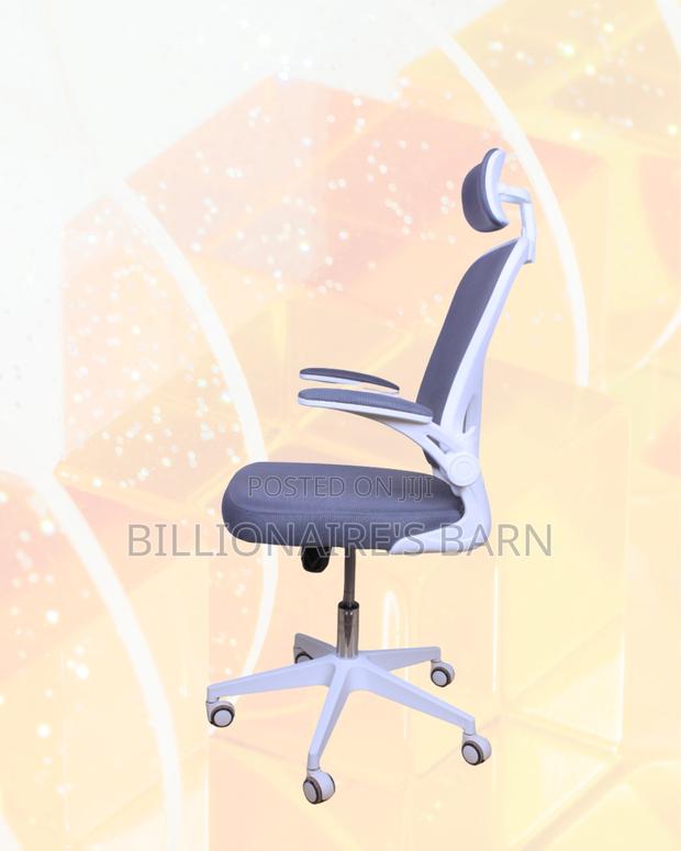 White Ergonomic Chair | Easy Adjustability for Different Desk Heights